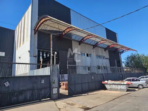Galpón en venta en Benavidez (financiamiento)