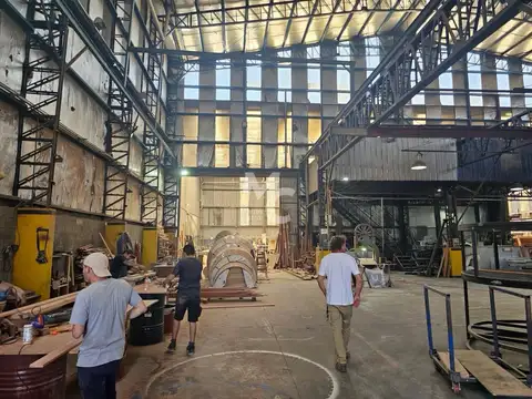 Galpón en venta en Benavidez (financiamiento)