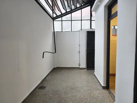 Depto Tipo Casa en Venta de 2 ambientes