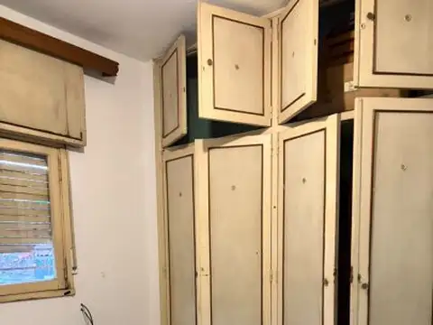 Depto Tipo Casa 4 ambientes con 2 baños
