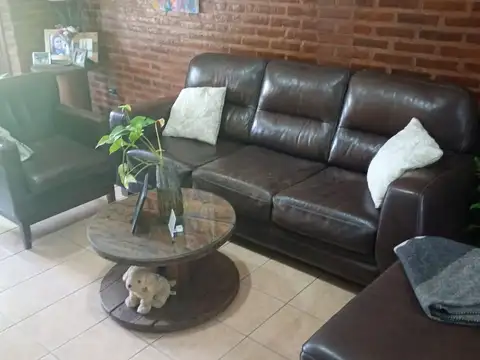 Casa en Venta en Moreno, USD 215.000