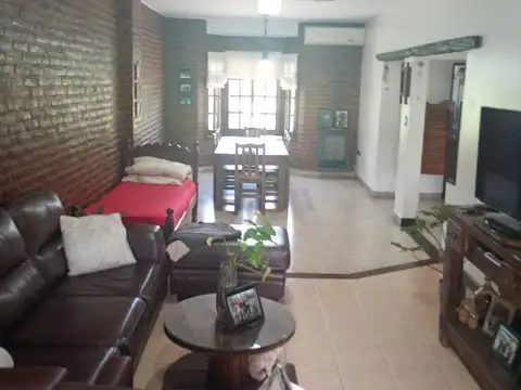 CASA EN VENTA EN MORENO cerca del Acceso Oeste