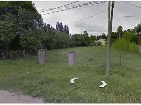 Terreno en Montevideo y Belgrano, Funes