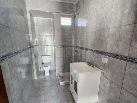 Depto Tipo Casa en Venta en Villa Dominico, USD 58.000