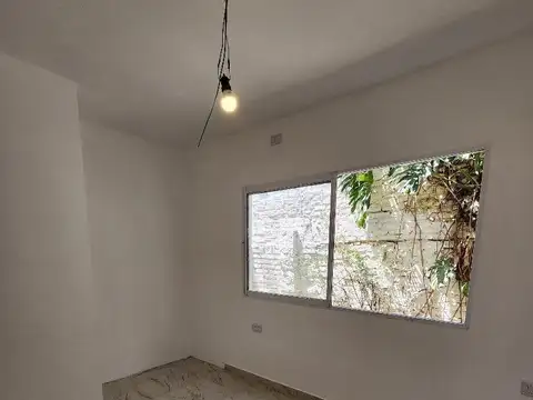 Matanza 1300, Piso PB