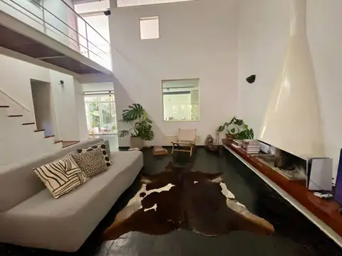 Casa, 4 ambientes, en Alquiler, Belgrano R