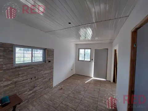 Casa 2 ambientes con 1 baño