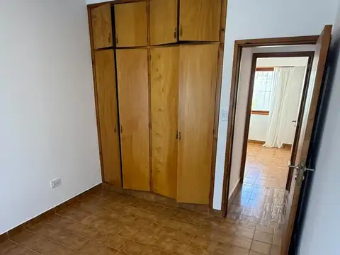 Casa 3 ambientes estilo americana, zona El Gaucho