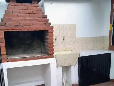 Zuviría 700, Piso 1