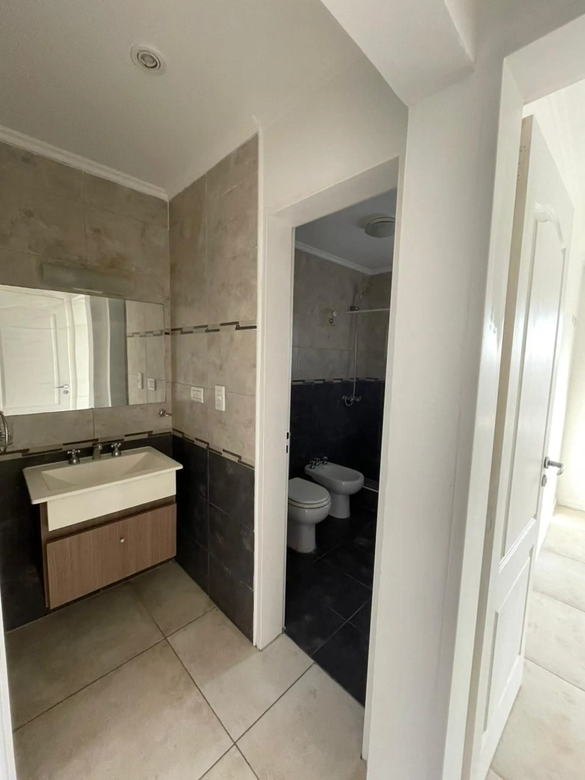 Depto 1 dorm, 50m² en complejo — Semicentro