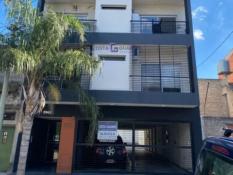 Cochera descubierta en Alicia Moreau de Justo 2.963