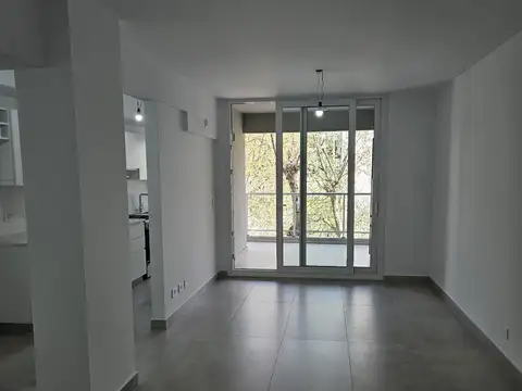 Excelente 3 amb. de Categoria con balcon y parrilla posee Amenities con Piscina, Solarium y SUM