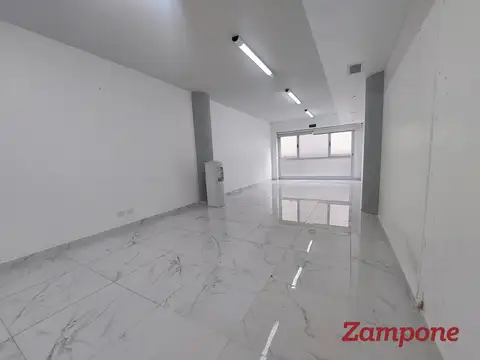 Oficina en torre corporativa Belgrano