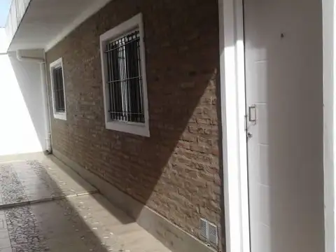 SE ALQUILA DPTO CÉNTRICO