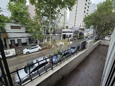 José María Moreno 100, Piso 1