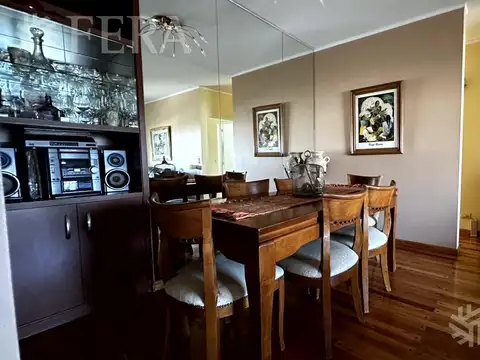 Venta departamento 4 ambientes con balcón  en Wilde