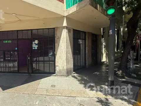 Local en Alquiler en Balvanera, $ 780.000