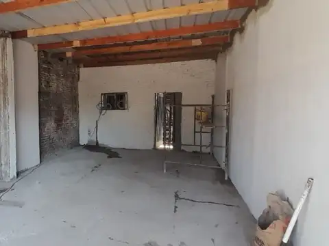 Galpon en Alquiler 40  mts Fondo