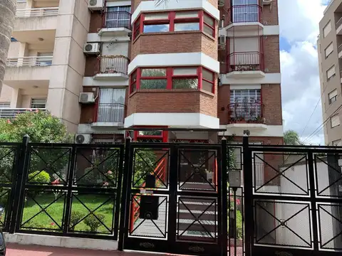 Departamento 2 Ambientes muy Amplio