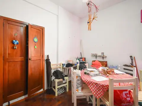 Depto Tipo Casa 4 ambientes con 2 baños