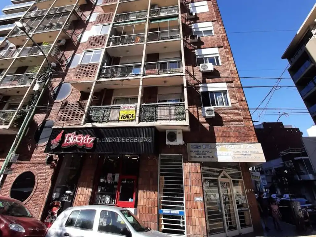 Sarmiento 592 , Piso 1