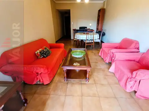 Departamento 4 ambientes con 2 baños