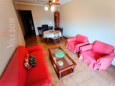 Departamento 4 ambientes con 2 baños