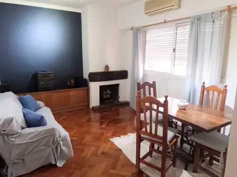 Alquiler Temporario en Recoleta. Departamento de 3 ambientes con balcón. Hasta 4 huéspedes.