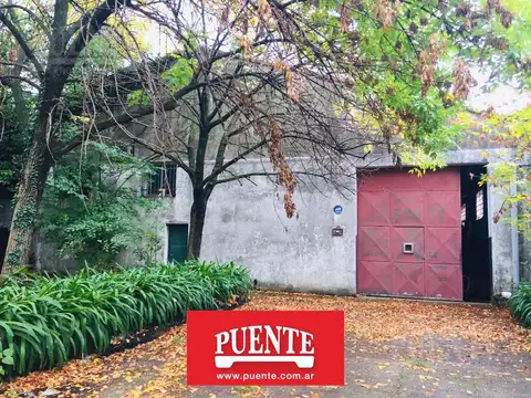 Depósito con salida a 2 calles en Luis Guillón, Esteban Echeverría
