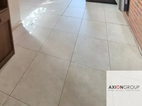 Calle 450 esq 21d - CASA 2 dorm con pileta