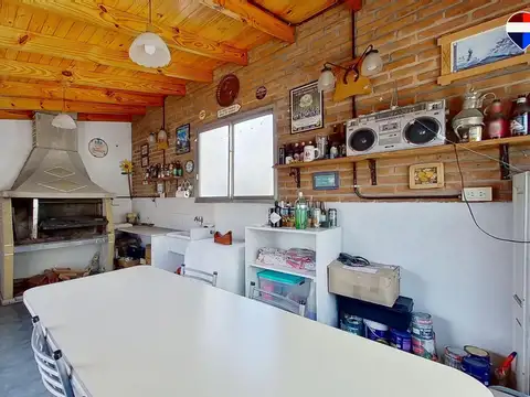 Depto Tipo Casa en Venta en Chacarita, USD 235.000