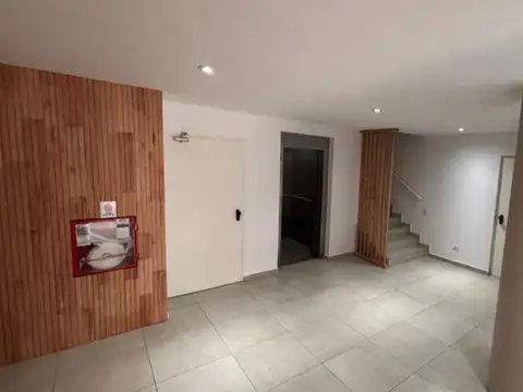 Departamento en Venta en Villa del Parque, USD 115.000