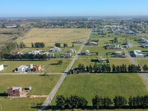 Lotes en Altos de Don Carlos - 501 y 138 - J Hernandez