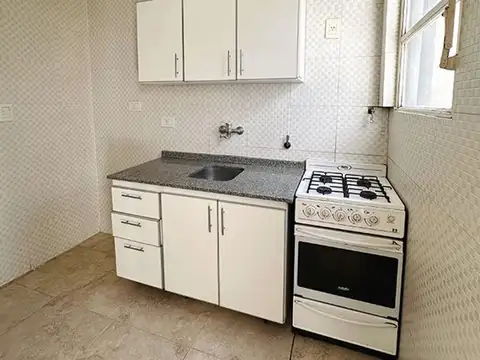 ALQUILER PH 4 AMBIENTES CON PATIO *SIN EXPENSAS*