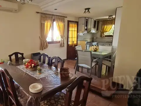 Casa en Alquiler en Lomas de Zamora, $ 950.000