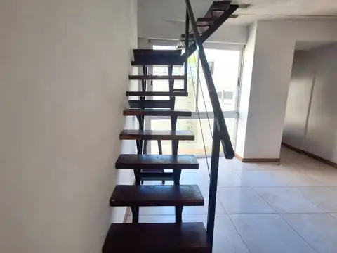 Depto Tipo Casa en Venta en Villa Crespo, USD 109.000