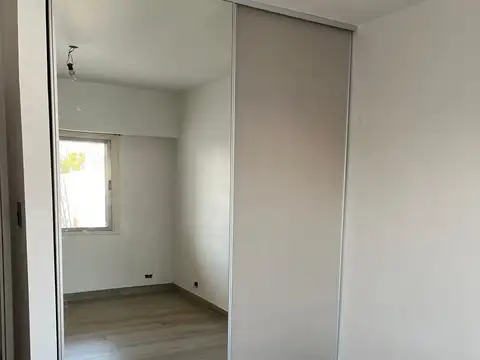 Depto Tipo Casa en Alquiler de 1 dormitorio