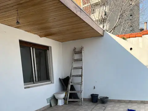 Depto Tipo Casa 2 ambientes con 1 baño