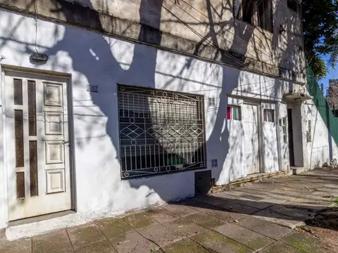 VENTA CASA/PH 4 AMBIENTES SAENZ PEÑA 