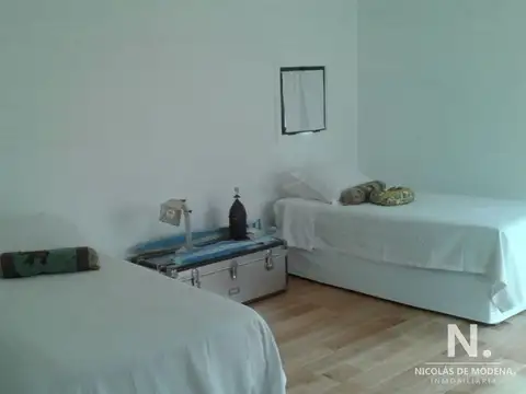 Chacra en Manantiales de 4 dormitorios en venta