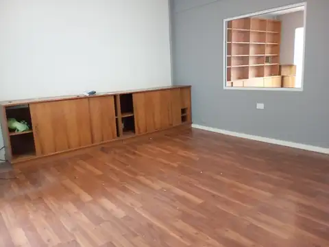 Av Maipu 2200, Piso 1