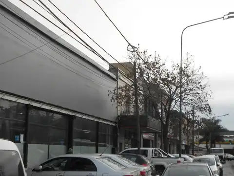 Av. Bartolomé Mitre 200