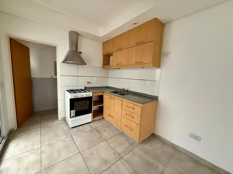 Depto Tipo Casa en Alquiler de 3 ambientes