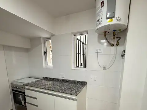 Depto Tipo Casa en Venta en Flores, USD 165.000