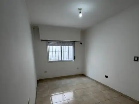 Alquiler  PH 2 Ambientes-Sin Expensas  en Villa luzuriaga