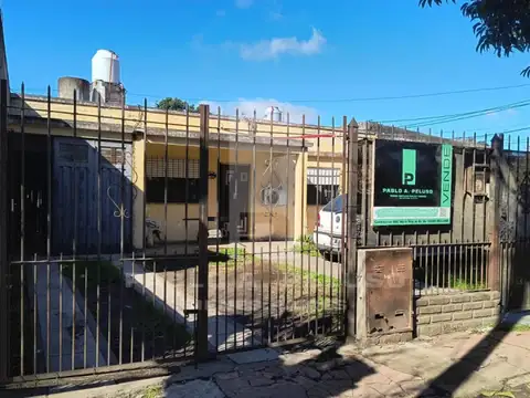 CASA Y DEPARTAMENTO. PARQUE SAN MARTIN, MERLO. ZONA OESTE. BUENOS AIRES.