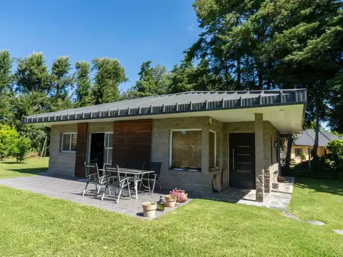 VENTA CASA QUINTA 3 AMB PILETA/QUINCHO EL REMANSO