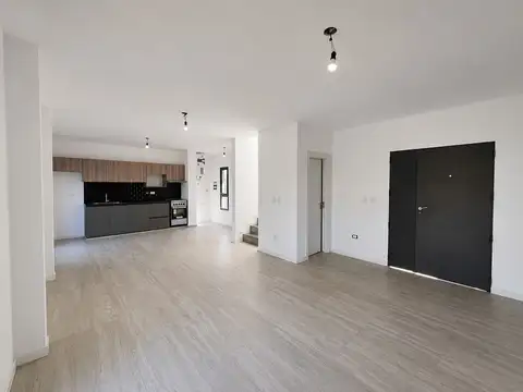 CASA 4 AMBIENTES BARRIO LAGUNA AZUL