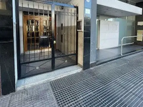 3 AMB OPORTUNIDAD CT-FRENTE C/BALCON OR NOROESTE 57 MT BAJ EXP OPTIMA UBIC A PASOS DE AV RIVADAVIA