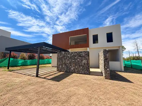 ¡oportunidad! casa en chacras de la villa  - 3 dormitorios ¡a estrenar!